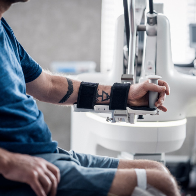 STEPS Rehabilitation continues to expand its specialist service in Yorkshire with the launch of two innovative clinics: Upper Limb Neurotechnology Group and Aquatic Therapy Clinic