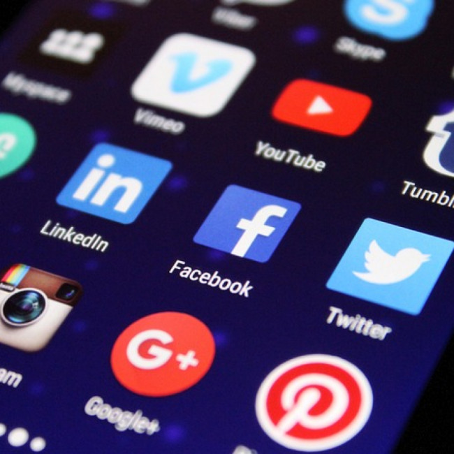 Judges Rush to Delete Job Titles from Social Media Profiles Following Misconduct Warning